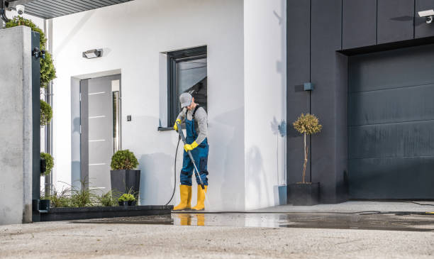 Best Patio and Deck Pressure Washing  in Hialeah, FL